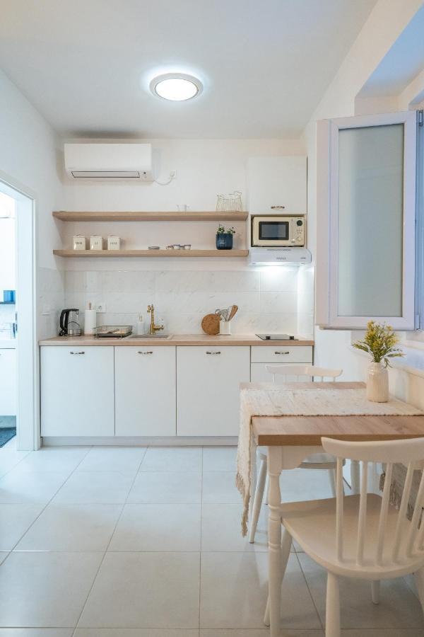 Starry Night Studio Apartment Rijeka Exteriör bild